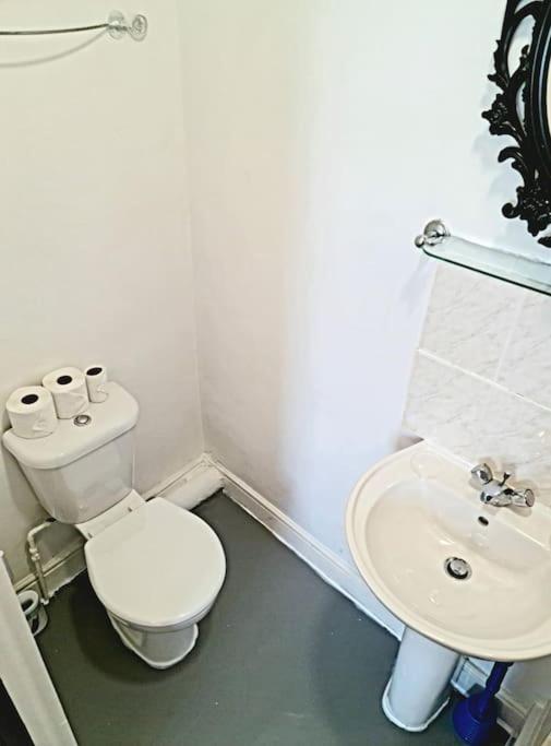 Chic & Modern Studio In Caledonian Rd London Exterior photo